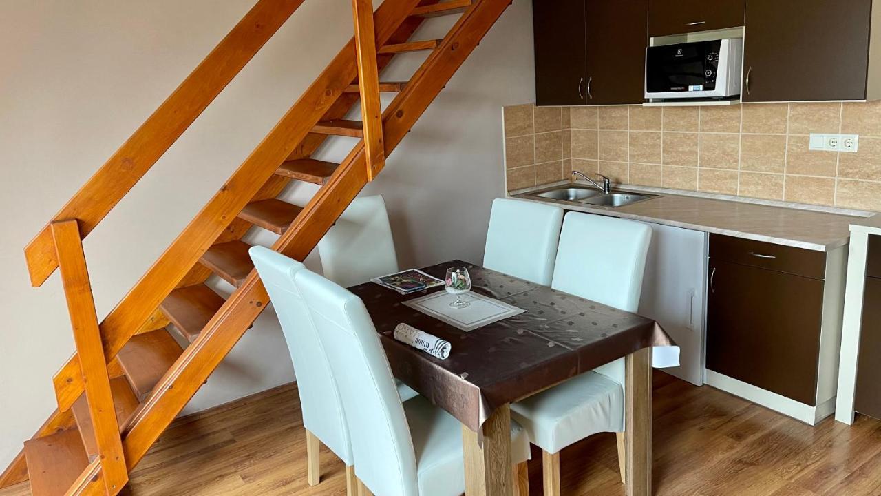 Gyula Vár Panoráma Apartman Exterior foto